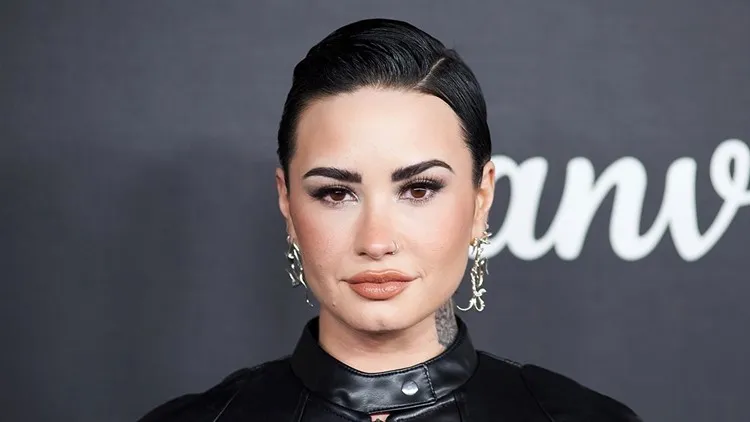 Demi Lovato Biography, Net Worth, Relationship