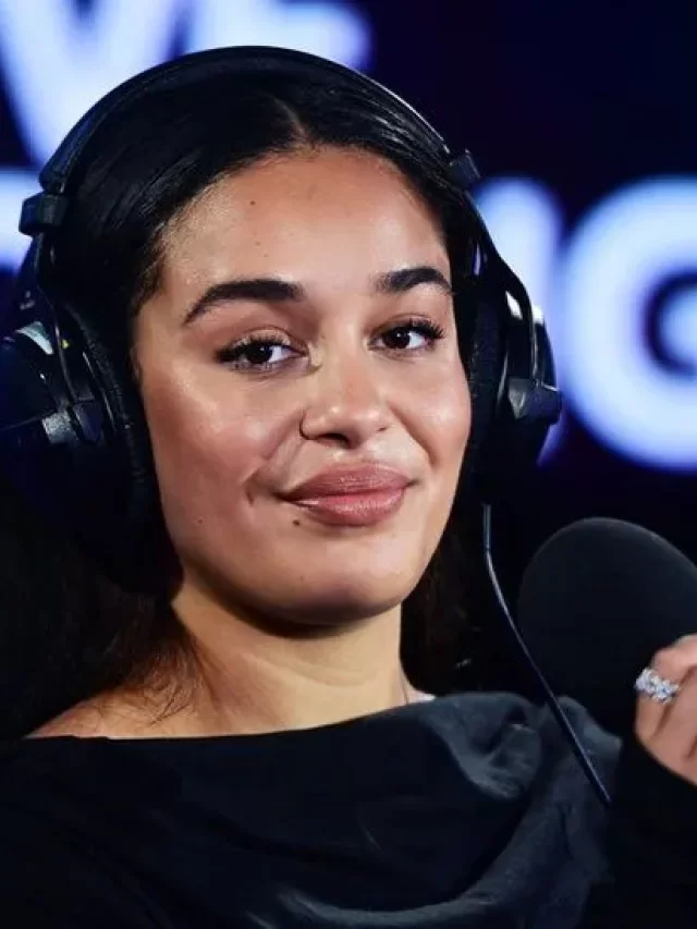 The singer Jorja Smith’s tempo slows after returning to Walsall.